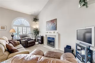 Photo #6: 2270315 Listing 