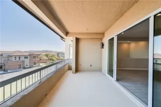 Photo #6: 2270362 Listing