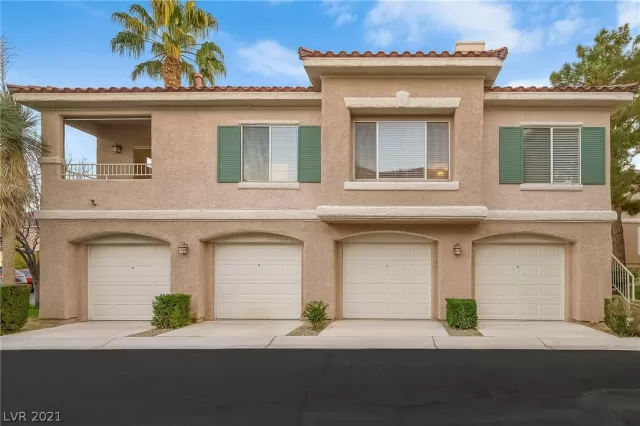 MLS: 2270384 Condo For Sale