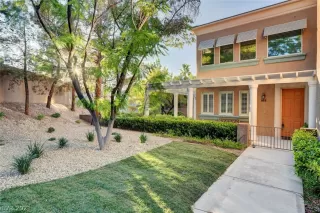 Photo #1: 2270432 Listing