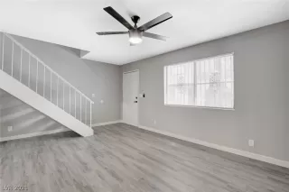 Photo #6: 2270447 Listing 