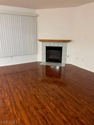 Photo #5: 2270464 Listing 