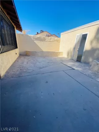 Photo #1: 2270530 Listing