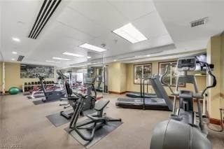 Photo #4: 2270534 Listing