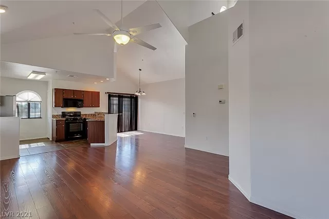 MLS: 2270543 Condo For Sale