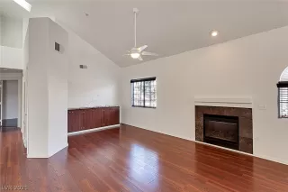 Photo #5: 2270543 Listing 