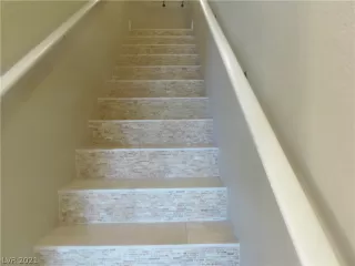 Photo #6: 2270646 Listing 