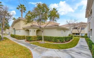 Photo #3: 2270649 Listing 