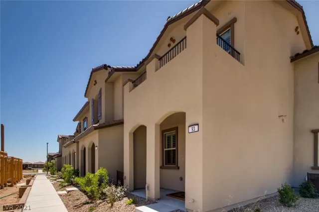 MLS: 2270652 Condo For Sale