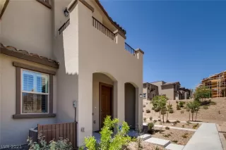 Photo #1: 2270652 Listing 