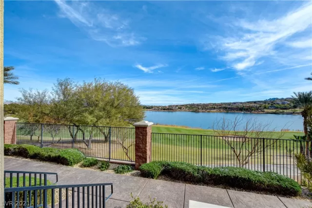 MLS: 2270680 Condo For Sale