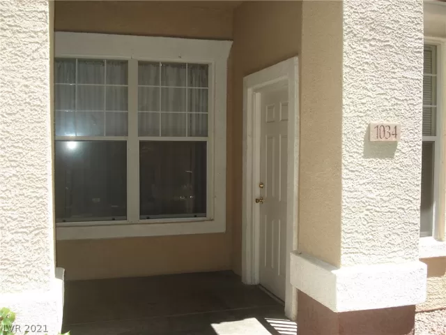 MLS: 2270700 Condo For Sale