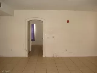 Photo #3: 2270700 Listing 