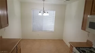 Photo #6: 2270722 Listing