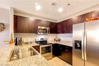 Photo #4: 2270728 Listing 