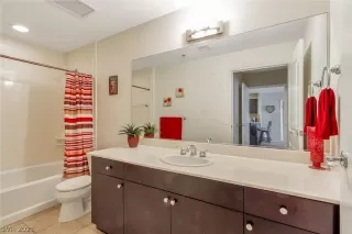 Photo #5: 2270728 Listing 