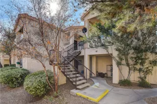 Photo #1: 2270748 Listing