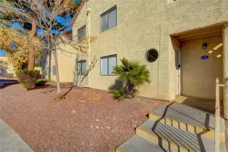 Photo #1: 2270790 Listing 