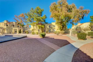 Photo #4: 2270790 Listing 