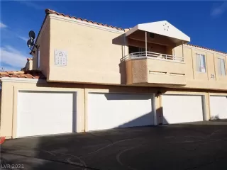 Photo #1: 2270843 Listing