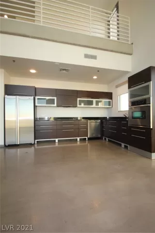 Photo #3: 2270857 Listing 