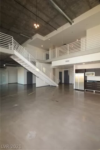 Photo #5: 2270857 Listing 