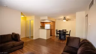 Photo #1: 2270932 Listing 