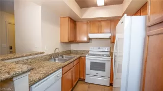 Photo #3: 2270932 Listing 