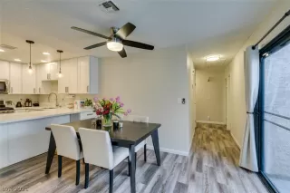 Photo #5: 2270943 Listing 