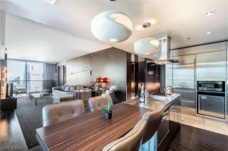 Photo #6: 2270972 Listing