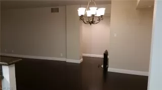 Photo #4: 2270980 Listing 