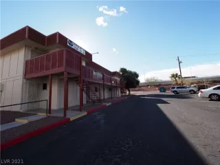 Photo #3: 2271013 Listing