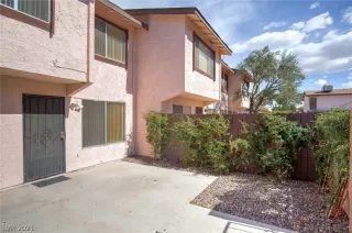 Photo #4: 2271030 Listing