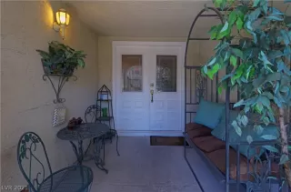 Photo #1: 2271037 Listing