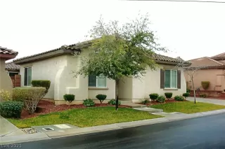 Photo #1: 2271041 Listing