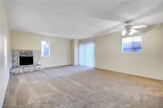 Photo #1: 2271042 Listing 