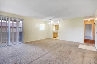Photo #2: 2271042 Listing 