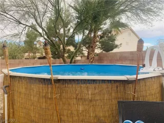 Photo #5: 2271054 Listing 