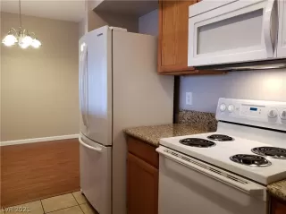 Photo #3: 2271070 Listing 