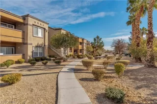 Photo #5: 2271070 Listing 