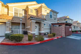 Photo #1: 2271128 Listing 