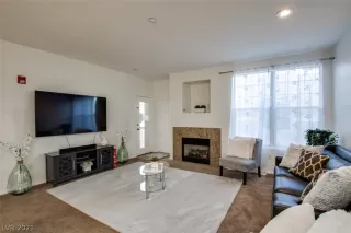 Photo #4: 2271128 Listing 