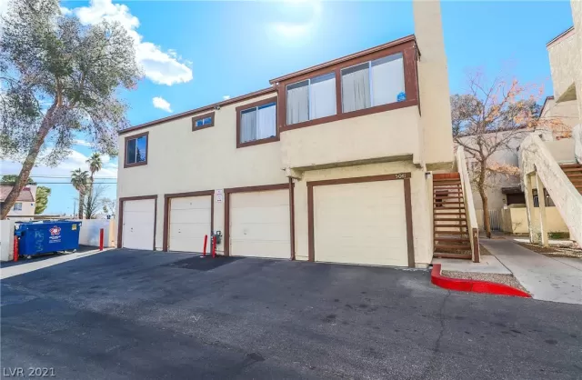 MLS: 2271129 Condo For Sale