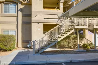 Photo #1: 2271209 Listing