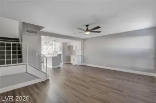 Photo #3: 2271232 Listing 