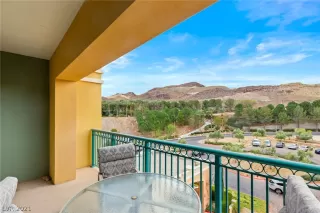 Photo #2: 2271287 Listing