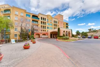 Photo #4: 2271287 Listing