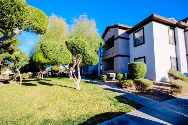 MLS: 2271292 Condo For Sale