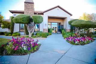 Photo #2: 2271292 Listing