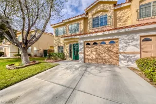 Photo #2: 2271329 Listing